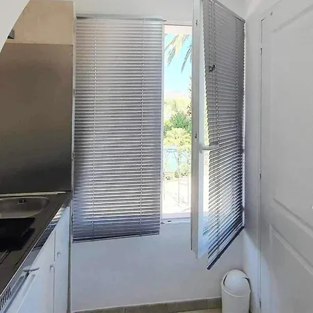 Beautiful In Saint-raphael With Kitchen * Saint-Raphael (Var)